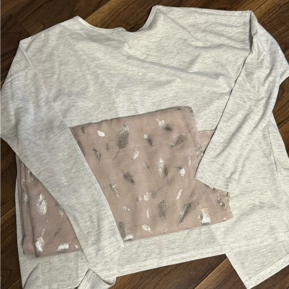 Top & Scarf Bundle - Picture 1 of 1